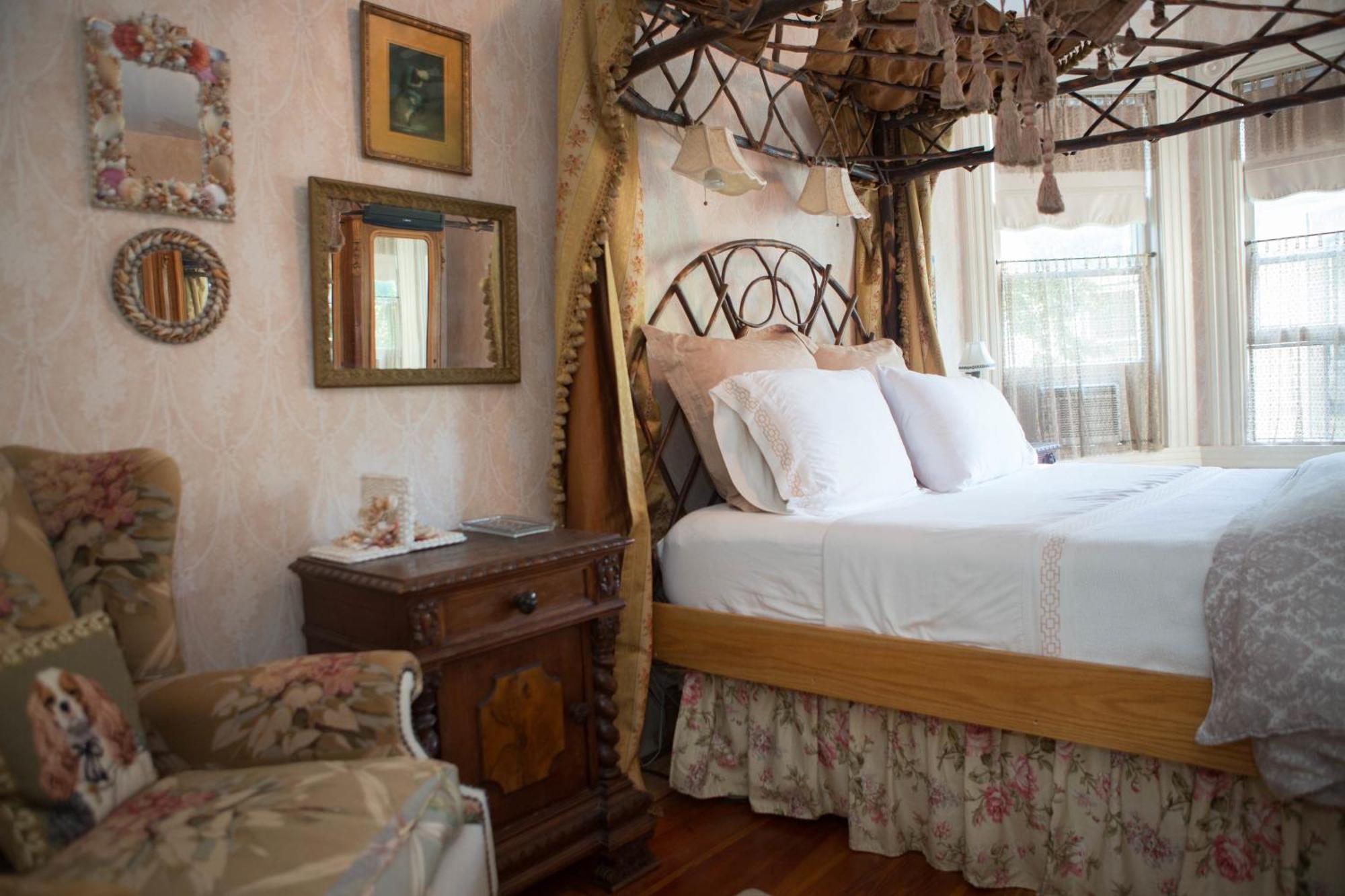 10 Clarke Bed & Breakfast Фредерик Стая снимка