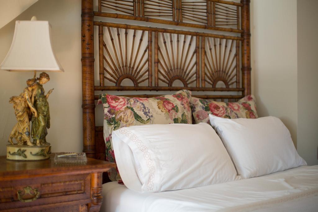 10 Clarke Bed & Breakfast Фредерик Стая снимка