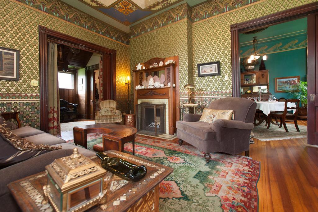 10 Clarke Bed & Breakfast Фредерик Екстериор снимка